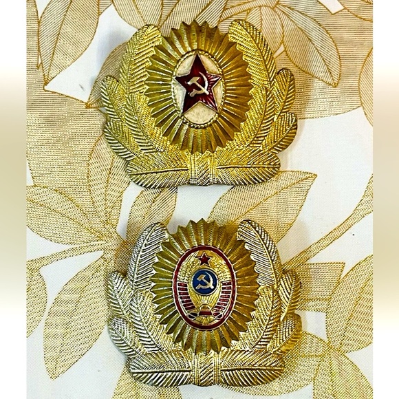Set Of 2 military hat Officers badges from the Soviet era Army Cockade USSR - Picture 1 of 3